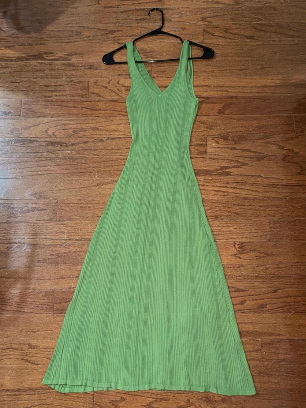 Zara Lime Green Ribbed V-Neck Maxi Dress